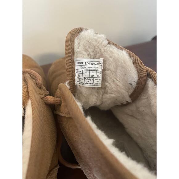 UGG Women’s Boot Brown Suede Low Top Size 5 - Picture 9 of 9